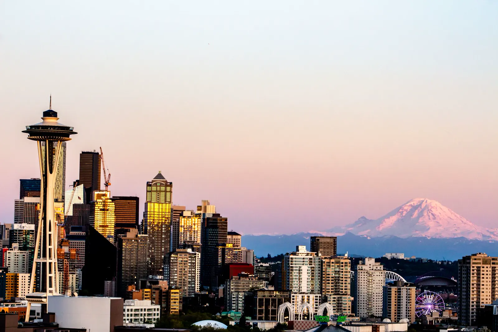 Seattle skyline at sunset with the Space Needle. Seattle, Washington